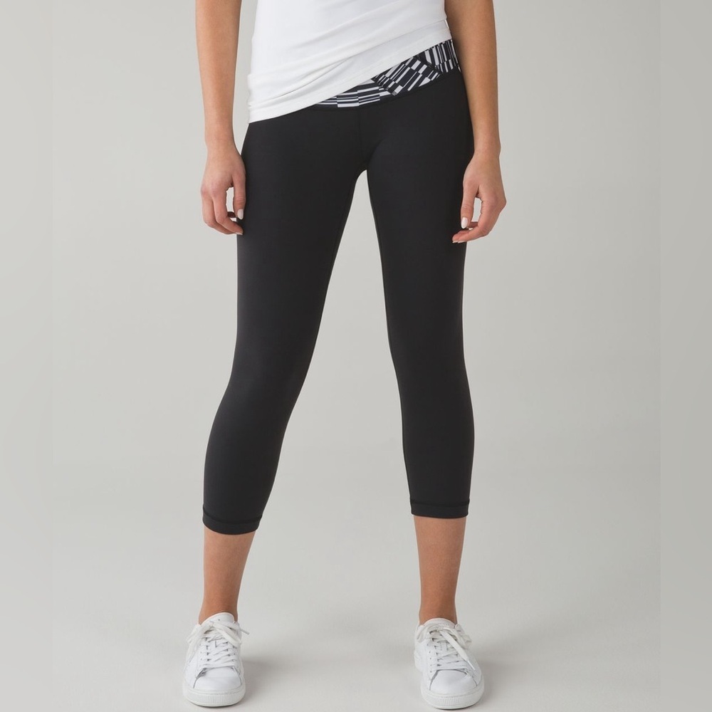 Lululemon Wunder Under Crop low rise leggings Black / Ying Yang 4
